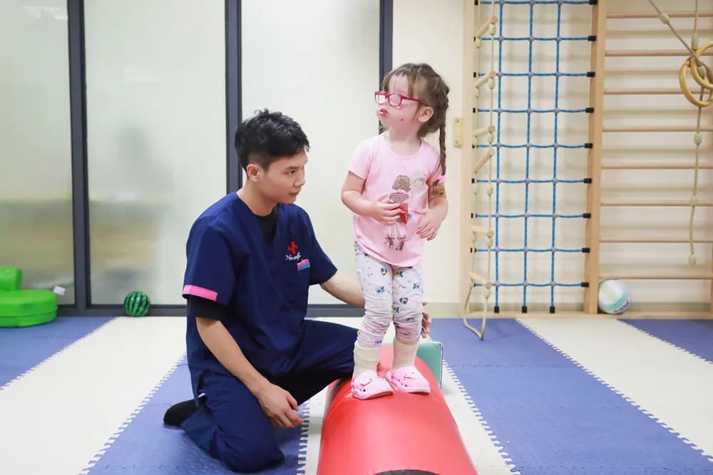 Physical therapy (PT) at NeuroLife China