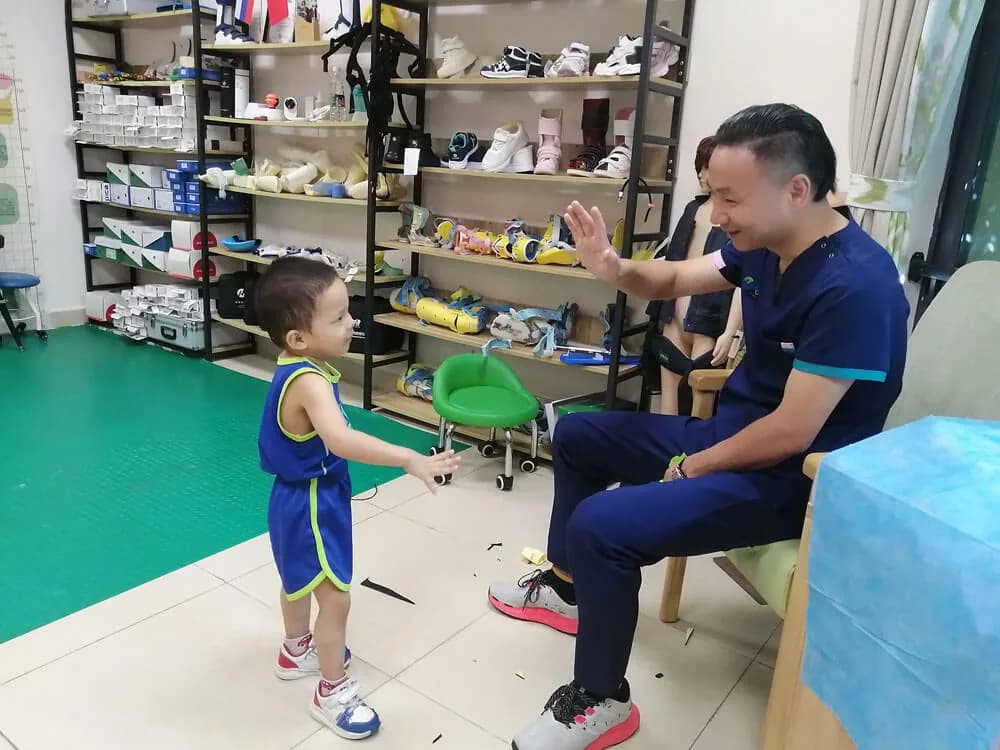 Therapy sessions with children at the NeuroLife centre